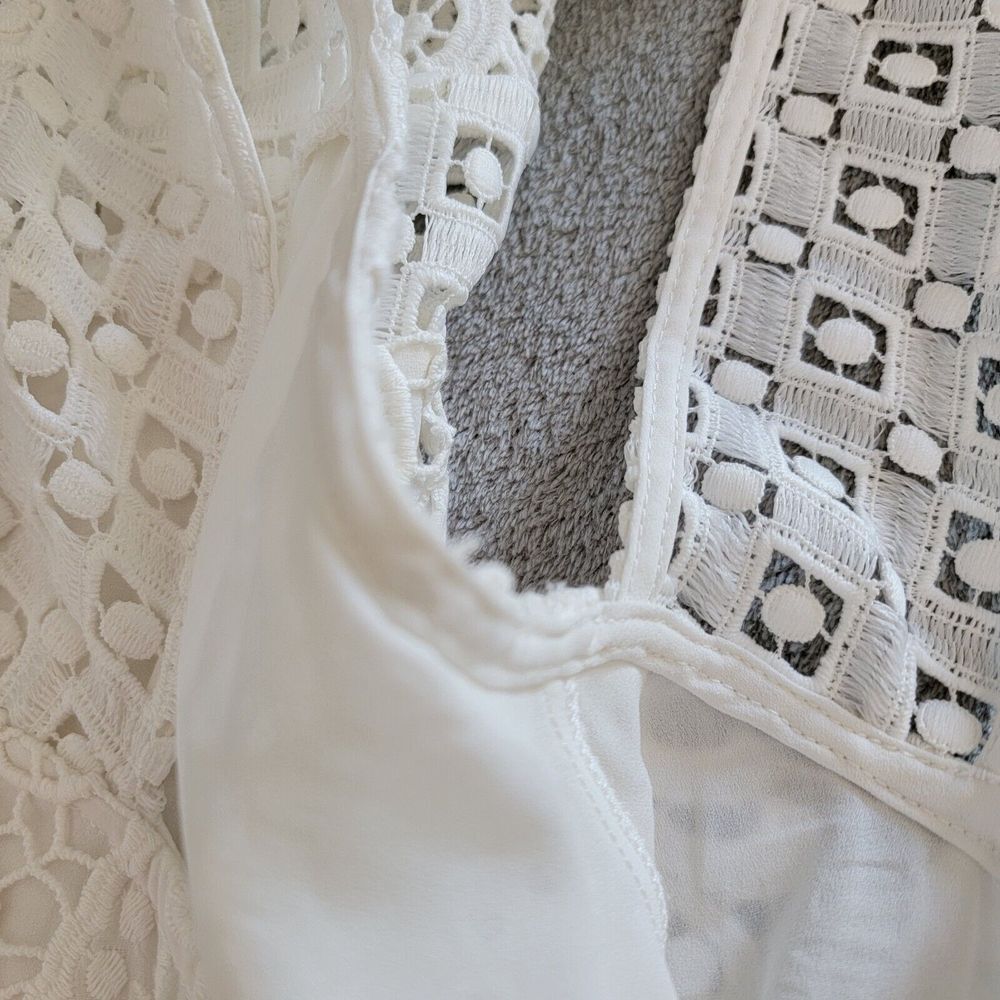 Alexis Lira Crochet Cross‎ Back Dress Size Small Lace Ivory - Picture 10 of 10